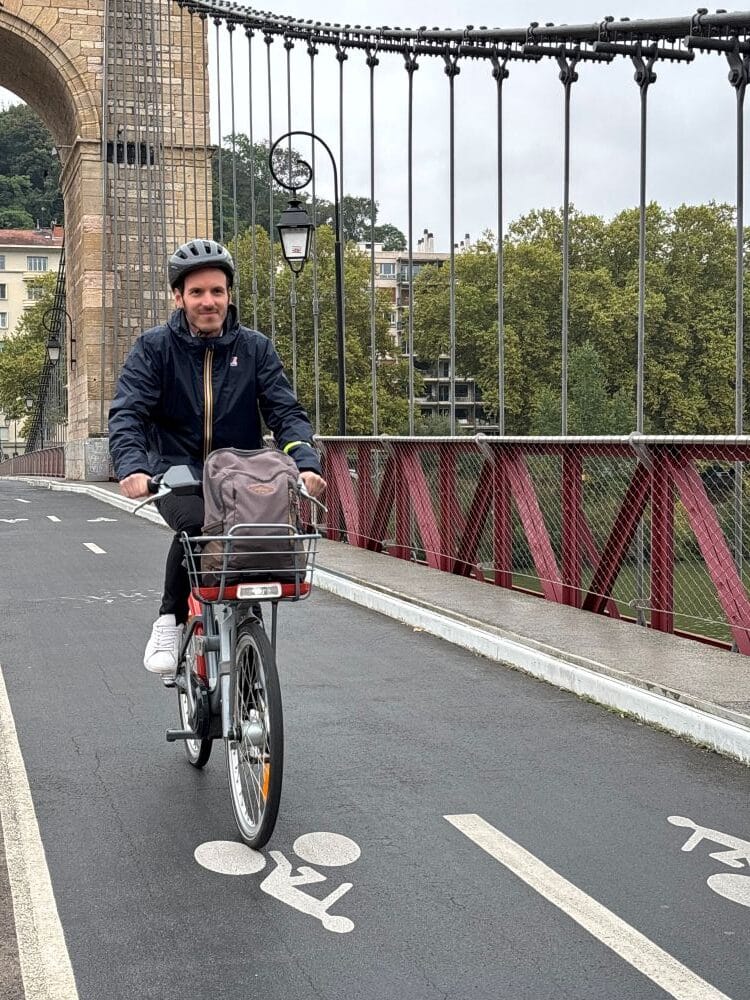 hotesse accueil lyon paris (1)