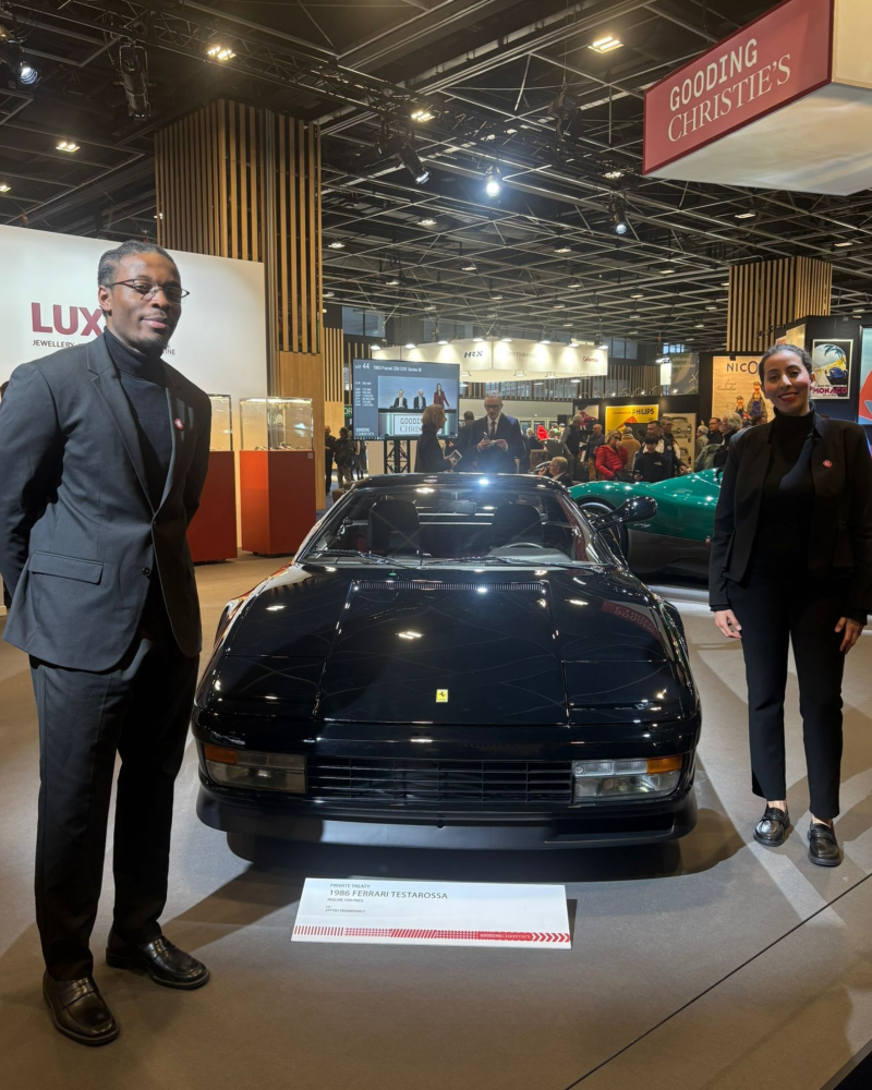 accueil evenementiel salon retromobile (4)