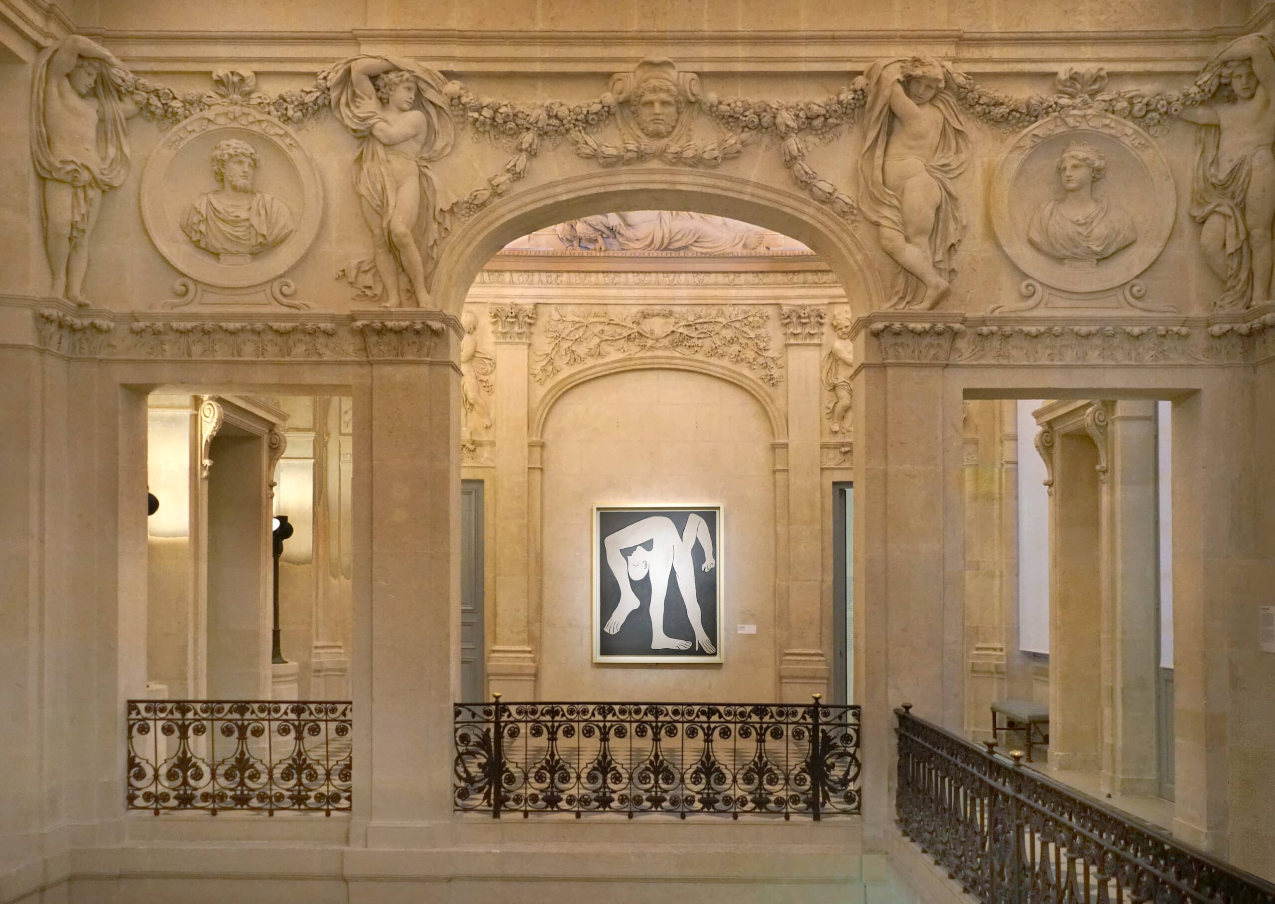 Le_salon_Jupiter_(Musée_Picasso,_Paris)_-_Flickr_-_dalbera (1)